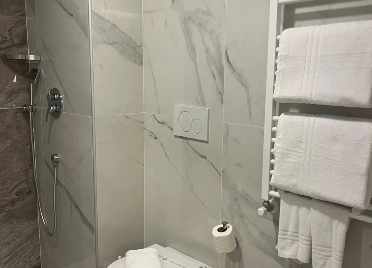 ****  Jr Hotels Bocconi Milano Italy