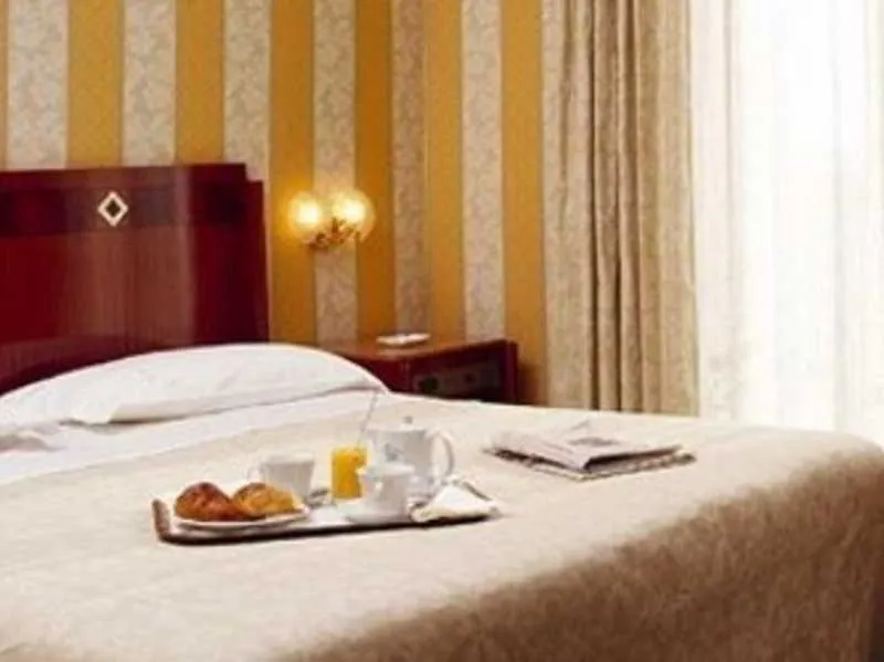 ****  Jr Hotels Bocconi Milano イタリア